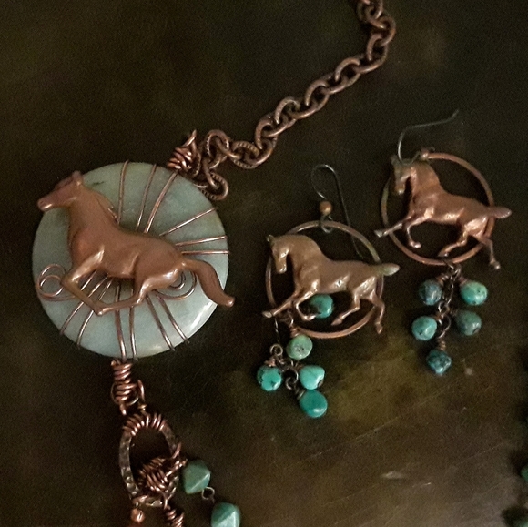 Vintage Necklace/Earring Set - Picture 6 of 7